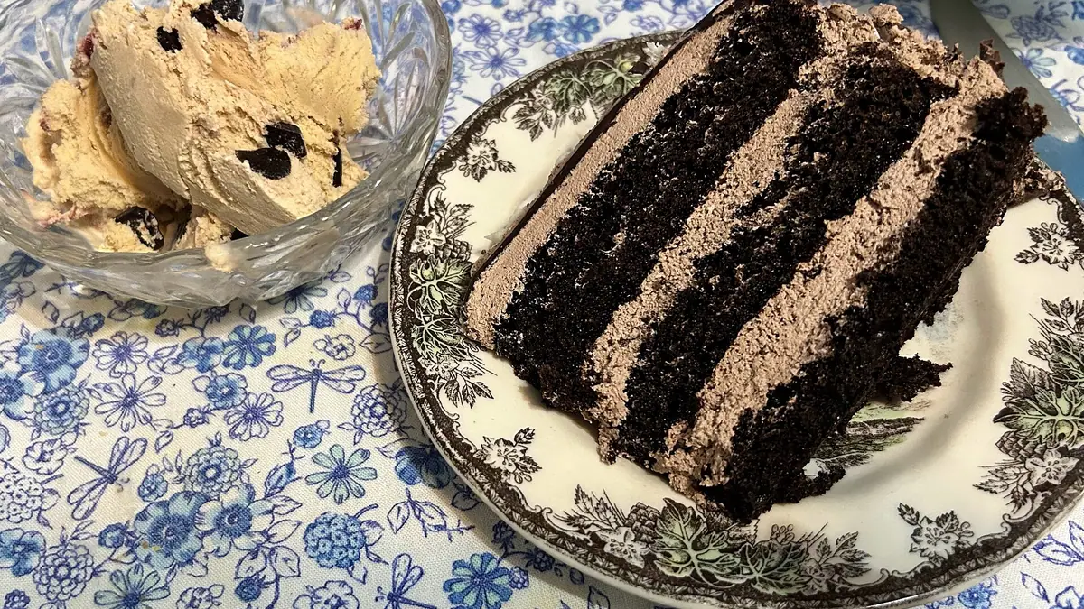 Cake Shop bakes